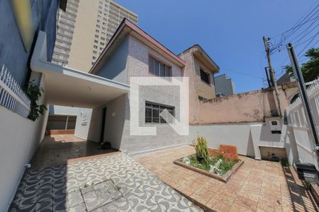Casa à venda com 200m², 3 quartos e 4 vagasFachada
