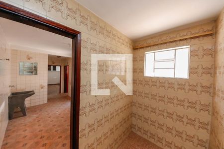 Casa à venda com 200m², 3 quartos e 4 vagasÁrea de Serviço