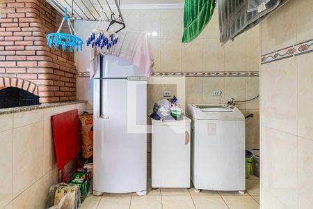 Casa para alugar com 170m², 4 quartos e 2 vagas Casa para alugar com 170m², 4 quartos e 2 vagasLavanderia