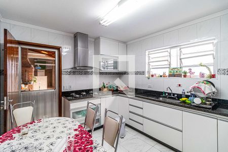 Casa para alugar com 170m², 4 quartos e 2 vagas Casa para alugar com 170m², 4 quartos e 2 vagasCozinha