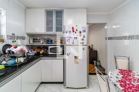 Casa para alugar com 170m², 4 quartos e 2 vagas Casa para alugar com 170m², 4 quartos e 2 vagasCozinha