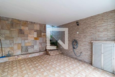 Casa para alugar com 170m², 4 quartos e 2 vagas Casa para alugar com 170m², 4 quartos e 2 vagasGaragem