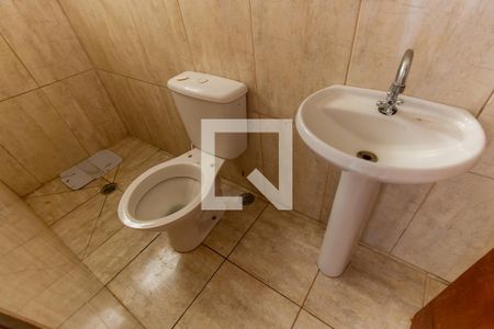 Casa de condomínio para alugar com 50m², 2 quartos e sem vaga Casa de condomínio para alugar com 50m², 2 quartos e sem vagaBanheiro 1