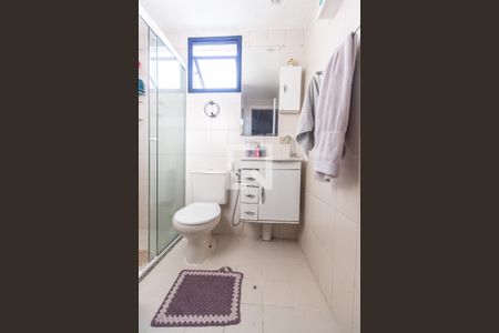 Apartamento à venda com 49m², 2 quartos e 1 vaga Apartamento à venda com 49m², 2 quartos e 1 vagaBanheiro