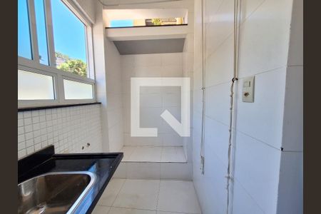 Apartamento para alugar com 97m², 3 quartos e 1 vagaÁrea de serviço