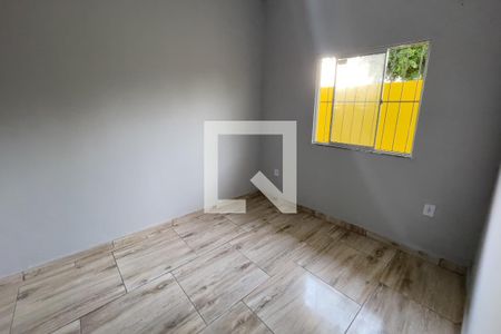 Quarto de casa para alugar com 2 quartos, 60m² em Vila Urussai, Duque de Caxias