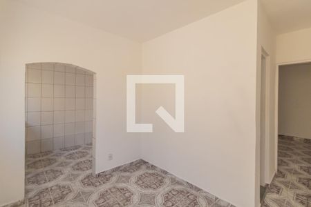 Casa para alugar com 40m², 1 quarto e sem vaga Casa para alugar com 40m², 1 quarto e sem vagaSala