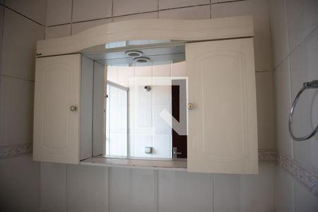 Banheiro do Quarto 1 de casa para alugar com 3 quartos, 120m² em Parque Casa de Pedra, São Paulo