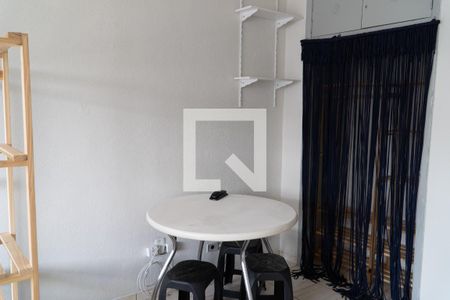 Sala/Quarto de kitnet/studio à venda com 1 quarto, 35m² em República, São Paulo