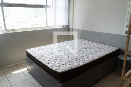 Sala/Quarto de kitnet/studio à venda com 1 quarto, 35m² em República, São Paulo