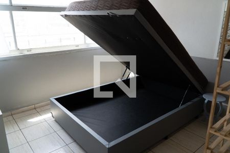 Sala/Quarto de kitnet/studio à venda com 1 quarto, 35m² em República, São Paulo