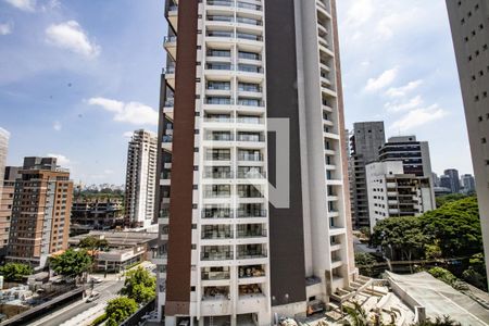 Quarto, vista  de kitnet/studio para alugar com 1 quarto, 25m² em Indianópolis, São Paulo