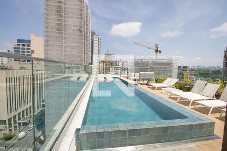 Studio para alugar com 25m², 1 quarto e sem vaga Studio para alugar com 25m², 1 quarto e sem vagaÁrea comum - Cobertura, piscina
