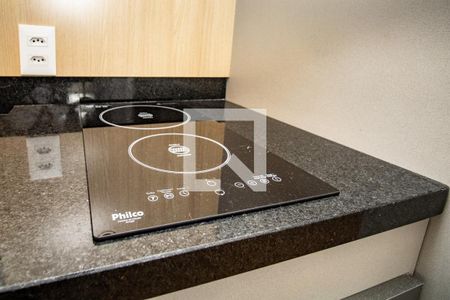 Cozinha, cooktop  de kitnet/studio para alugar com 1 quarto, 25m² em Indianópolis, São Paulo