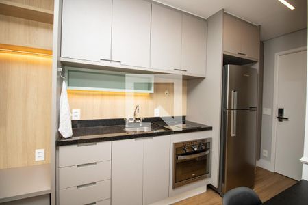 Cozinha, panorâmica  de kitnet/studio para alugar com 1 quarto, 25m² em Indianópolis, São Paulo