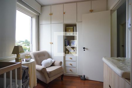Apartamento à venda com 111m², 3 quartos e 1 vagaQuarto 2