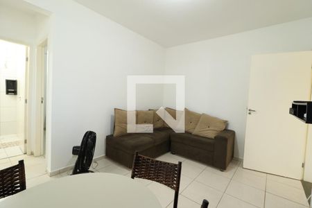 Sala de apartamento para alugar com 2 quartos, 44m² em Gávea, Uberlândia