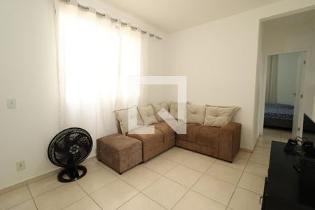 Sala de apartamento para alugar com 3 quartos, 60m² em Gávea, Uberlândia