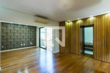 Casa à venda com 3 quartos, 400m² em Jardim Paulistano, São Paulo