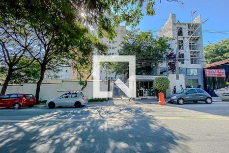 Apartamento para alugar com 62m², 2 quartos e 1 vagaFachada