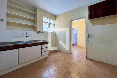 Apartamento à venda com 124m², 3 quartos e 2 vagasCozinha