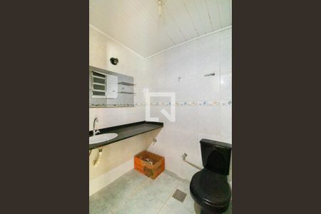 Apartamento para alugar com 77m², 3 quartos e sem vagaBanheiro