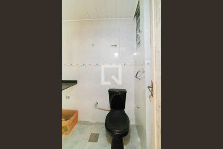 Apartamento para alugar com 77m², 3 quartos e sem vagaBanheiro