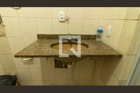 Casa para alugar com 65m², 1 quarto e sem vagaBanheiro