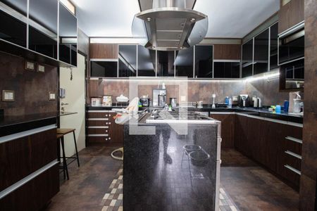 Apartamento à venda com 373m², 3 quartos e 2 vagasCozinha