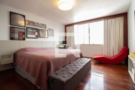 Suíte 1 de apartamento à venda com 3 quartos, 373m² em Vila Mariana, São Paulo