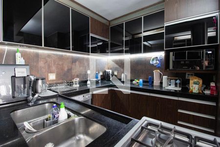 Apartamento à venda com 373m², 3 quartos e 2 vagasCozinha