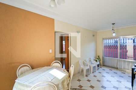 Apartamento à venda com 99m², 2 quartos e 1 vagaSala