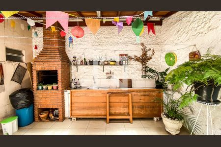 Casa à venda com 400m², 6 quartos e 2 vagasCasa 3 - Area de Serviço - Quintal