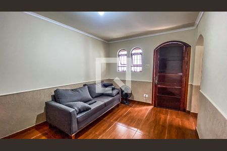 Casa à venda com 400m², 6 quartos e 2 vagasCasa 2 - Sala