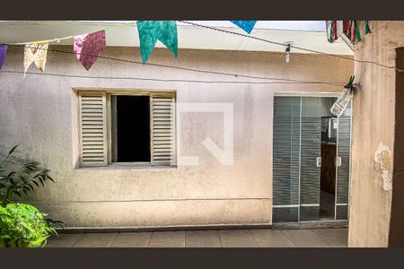 Casa à venda com 400m², 6 quartos e 2 vagasCasa 3 - Area de Serviço - Quintal