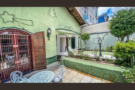 Casa à venda com 400m², 6 quartos e 2 vagasQuintal - Jardim