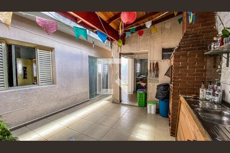 Casa à venda com 400m², 6 quartos e 2 vagasCasa 3 - Area de Serviço - Quintal