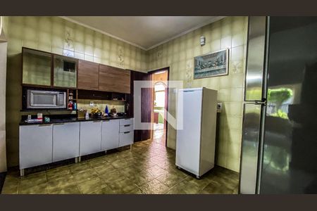 Casa à venda com 400m², 6 quartos e 2 vagasCasa 1 - Cozinha