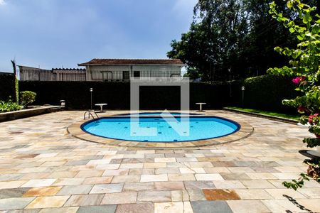 Apartamento à venda com 86m², 3 quartos e 2 vagas Apartamento à venda com 86m², 3 quartos e 2 vagasÁrea comum - Piscina