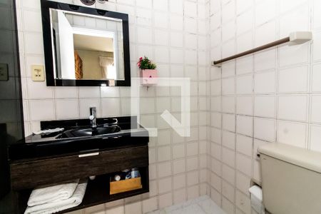 Apartamento à venda com 86m², 3 quartos e 2 vagas Apartamento à venda com 86m², 3 quartos e 2 vagasBanheiro da Suíte Quarto 1