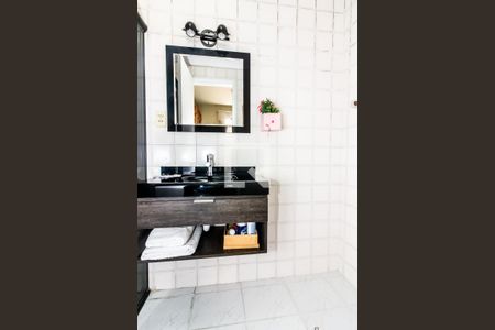 Apartamento à venda com 86m², 3 quartos e 2 vagas Apartamento à venda com 86m², 3 quartos e 2 vagasBanheiro da Suíte Quarto 1