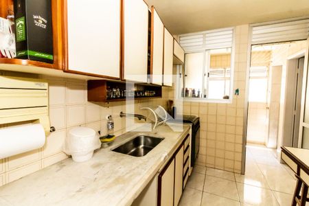 Apartamento à venda com 86m², 3 quartos e 2 vagas Apartamento à venda com 86m², 3 quartos e 2 vagasCozinha - Armários
