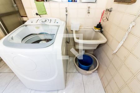 Apartamento à venda com 86m², 3 quartos e 2 vagas Apartamento à venda com 86m², 3 quartos e 2 vagasLavanderia