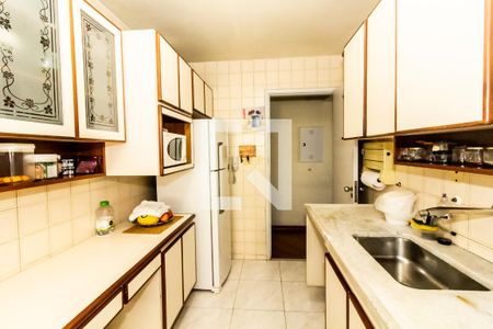 Apartamento à venda com 86m², 3 quartos e 2 vagas Apartamento à venda com 86m², 3 quartos e 2 vagasCozinha - Armários