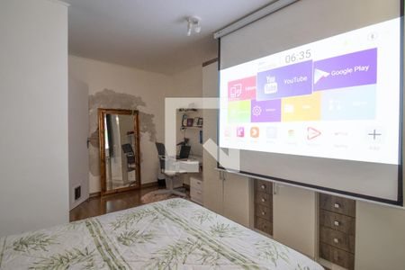 Quarto 1 de apartamento à venda com 2 quartos, 65m² em Passo da Areia, Porto Alegre