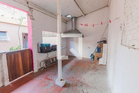 Casa à venda com 192m², 3 quartos e 1 vagaÁrea de Serviço