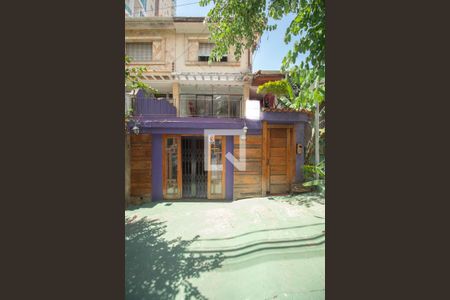 Casa à venda com 192m², 3 quartos e 1 vagaFachada