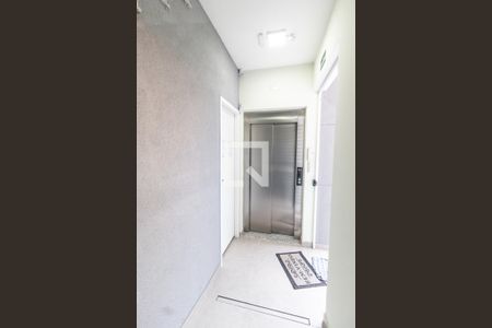 Apartamento para alugar com 42m², 2 quartos e sem vagaElevador
