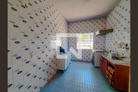 Cozinha de casa à venda com 3 quartos, 120m² em Conj. Hab. Trevo, São Bernardo do Campo