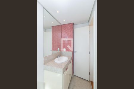 Apartamento à venda com 146m², 4 quartos e 4 vagas Apartamento à venda com 146m², 4 quartos e 4 vagasBanheiro